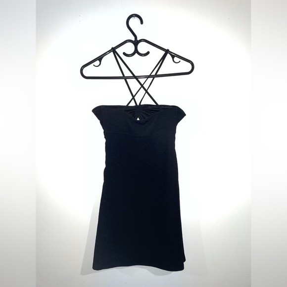 Black Dress 🥀 - Picture 3 of 4